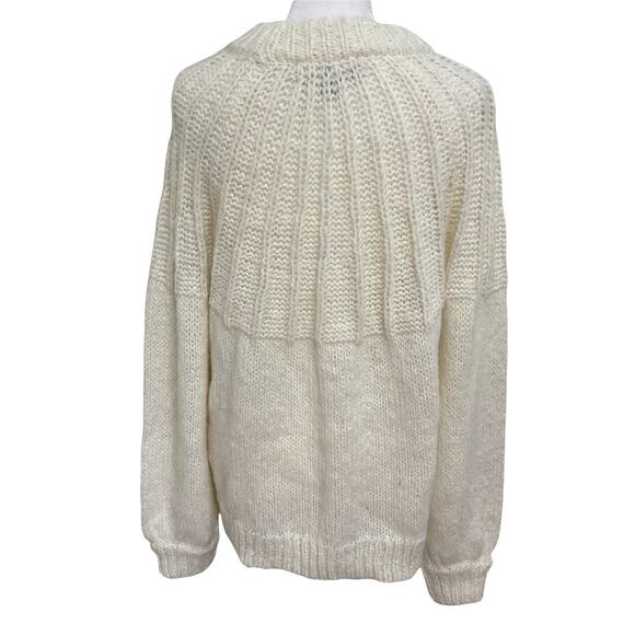 Laundry Winter White Chunky Knit Sweater size L NEW Crew neck - Picture 7 of 7
